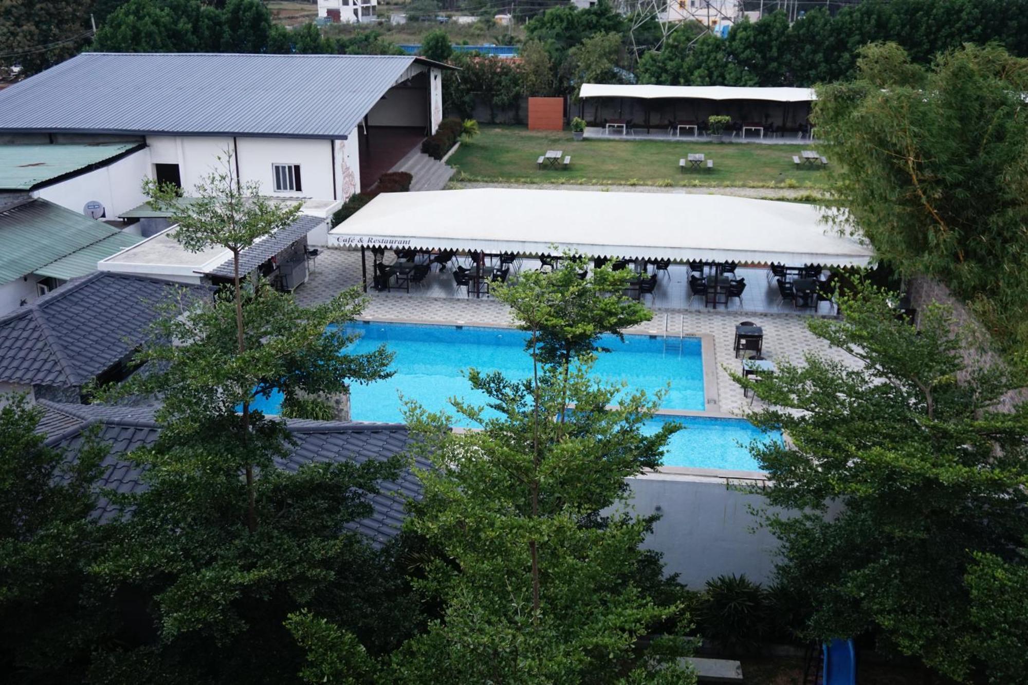 Vistar Resort & Hotels Kammasandra 외부 사진