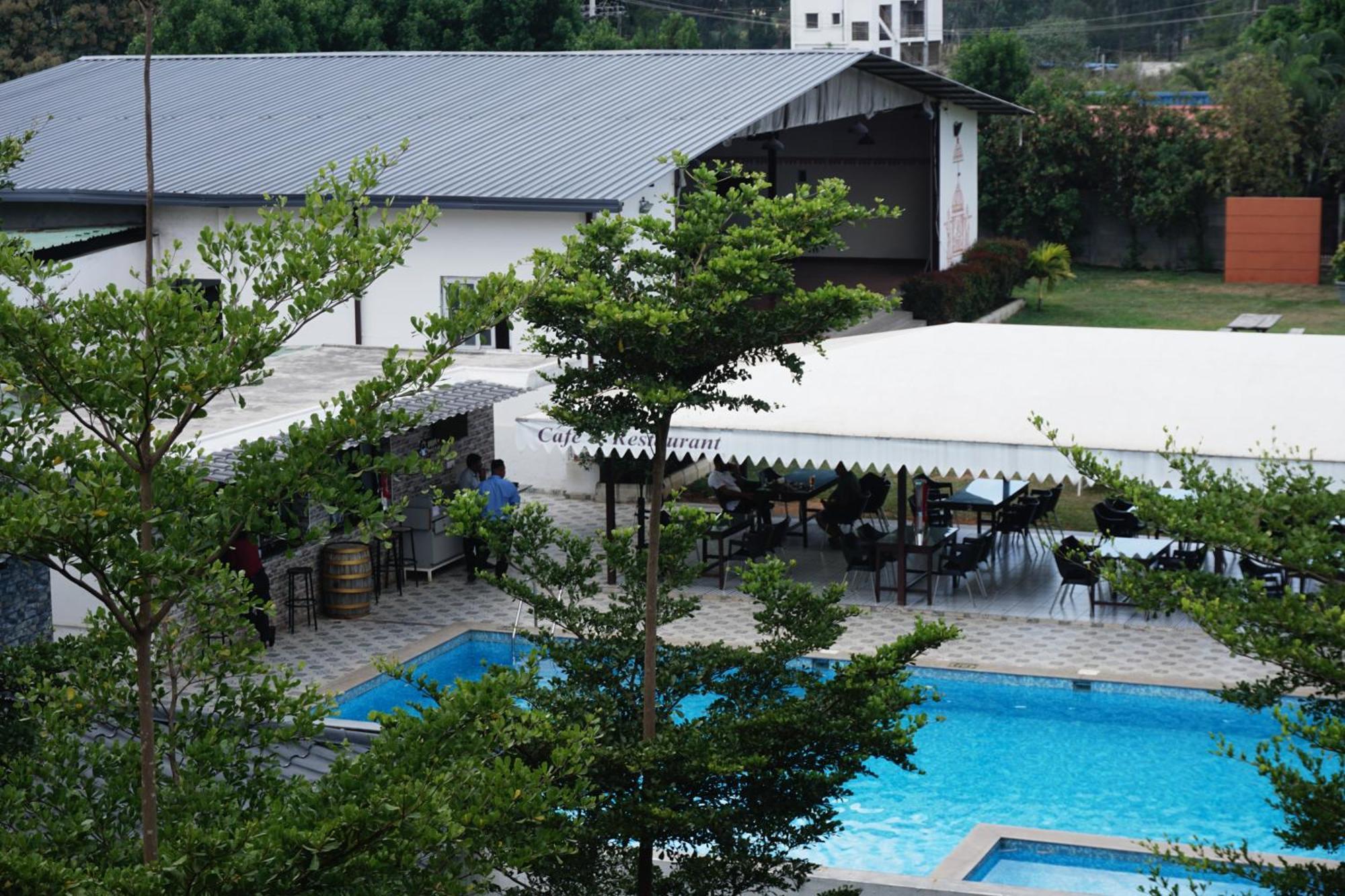 Vistar Resort & Hotels Kammasandra 외부 사진